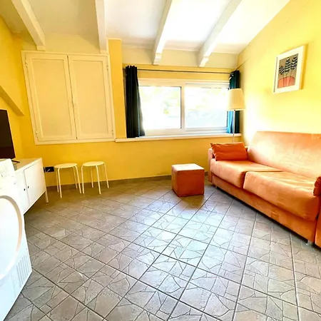 Hostdomus - Sunflower Alassio