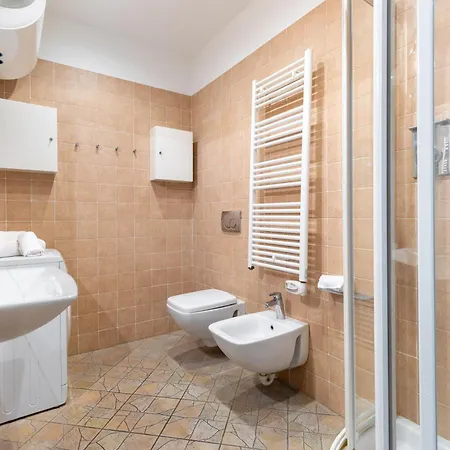 Hostdomus - Sunflower Appartement *