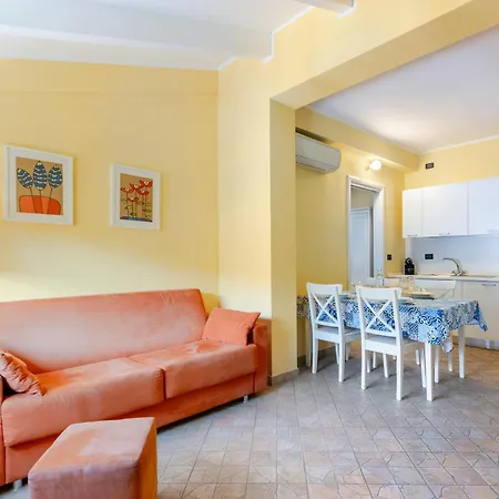 Hostdomus - Sunflower Apartment *