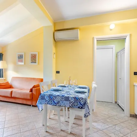 Appartement Hostdomus - Sunflower Alassio