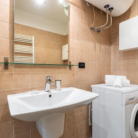 Hostdomus - Sunflower Апартаменты